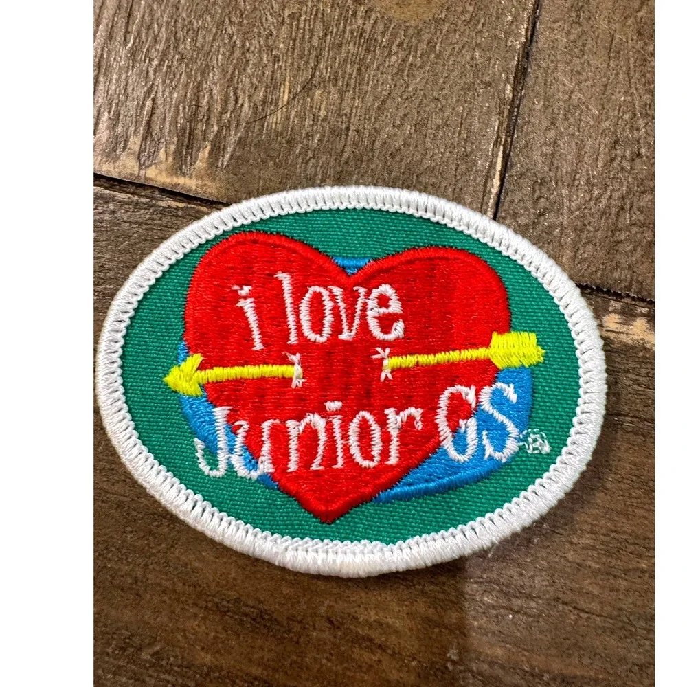 Vintage Girl Scouts I Love Junior GS Embroidered Patch Collectible